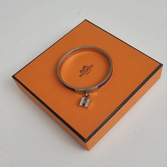 Hermes Jewelry - Elegant & Luxurious Hermes Kelly Bangle H Motif Metal Leather Silver Rouge.